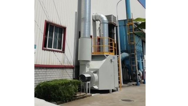 天秦<i style='color:red'>活性炭吸附</i>設備為什么吸附性能好?